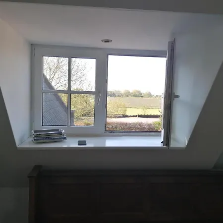 Chez Bob Bed & Breakfast 3*