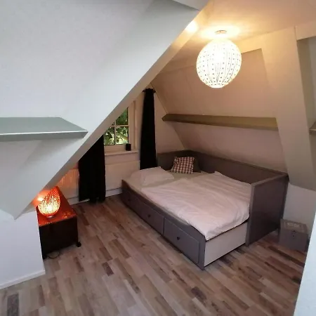 Chez Bob Bed & Breakfast *