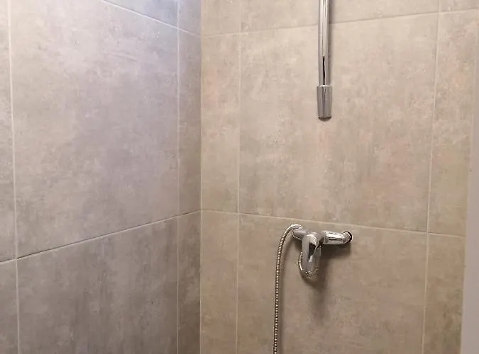 Chez Bob Couette-café 3*